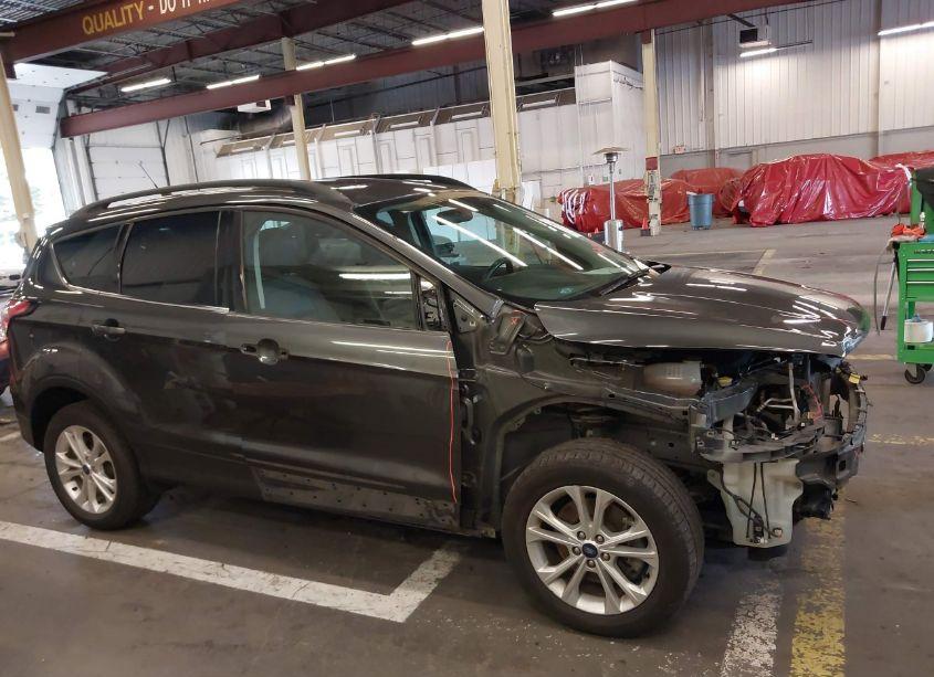 Photo 14 of 2018 Ford Escape SEL (VIN 1FMCU9HD7JUD30298)