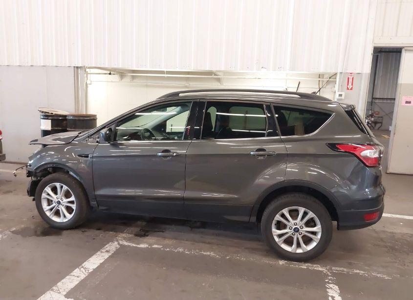 Photo 15 of 2018 Ford Escape SEL (VIN 1FMCU9HD7JUD30298)