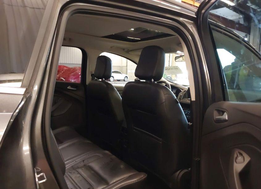 Photo 8 of 2018 Ford Escape SEL (VIN 1FMCU9HD7JUD30298)