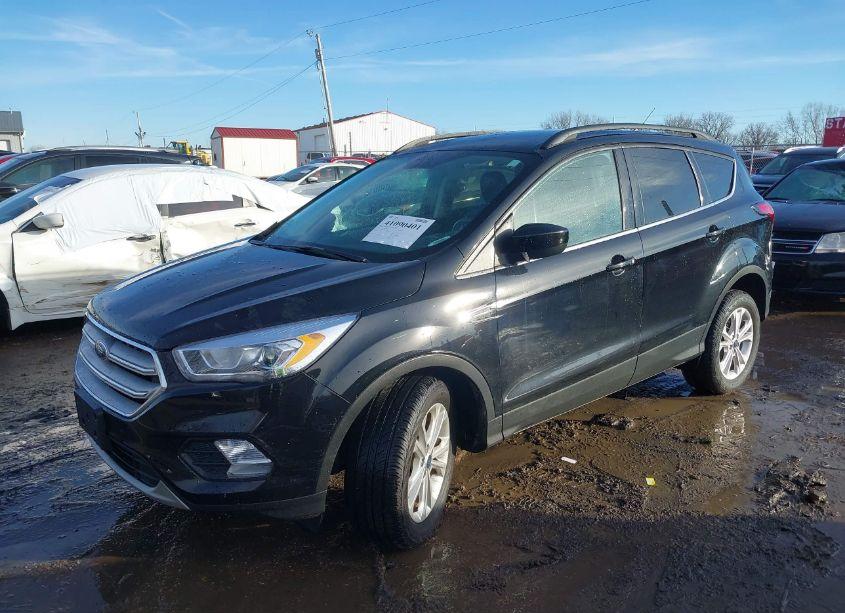 Photo 2 of 2019 Ford Escape SEL (VIN 1FMCU9HD7KUA08438)
