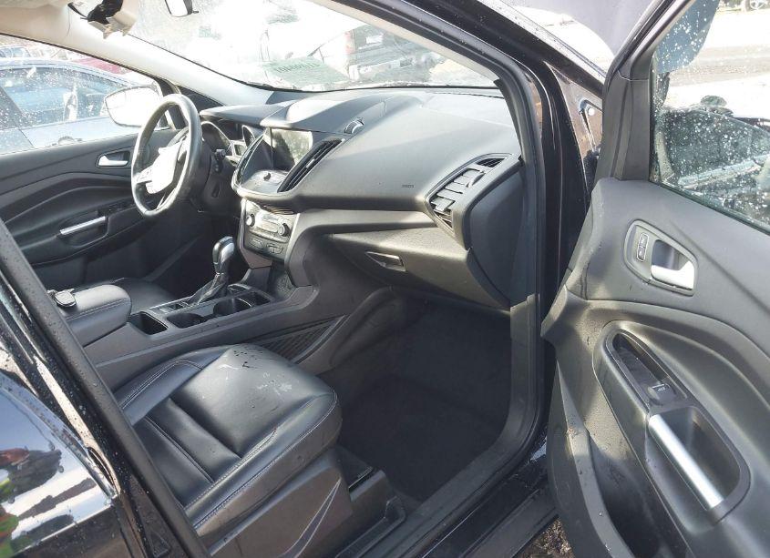 Photo 5 of 2019 Ford Escape SEL (VIN 1FMCU9HD7KUA08438)