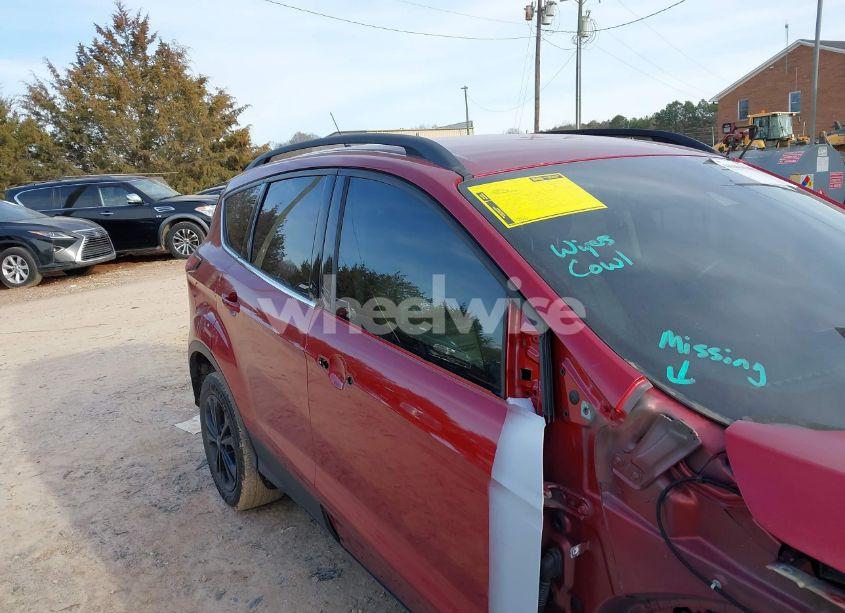 Photo 13 of 2019 Ford Escape SEL (VIN 1FMCU9HD7KUA48938)