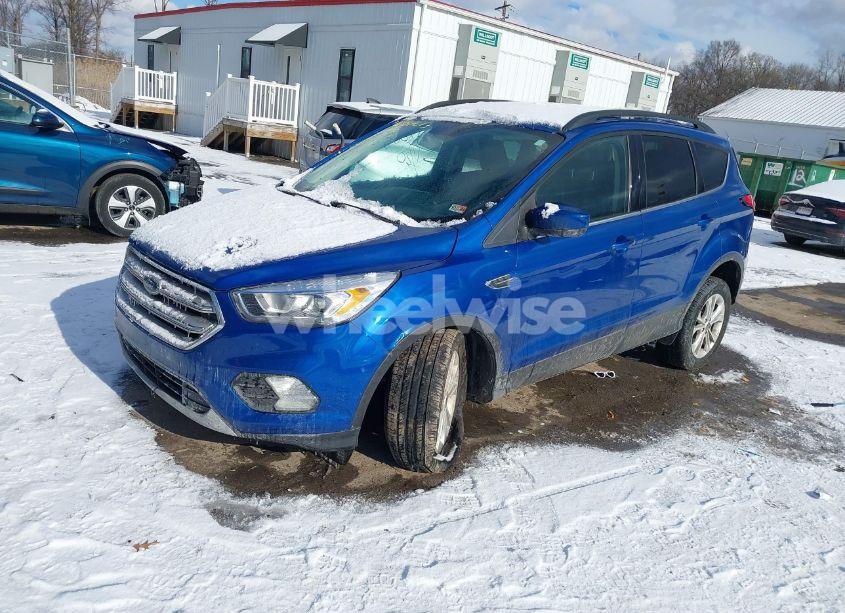 Photo 2 of 2019 Ford Escape SEL (VIN 1FMCU9HD7KUA61821)