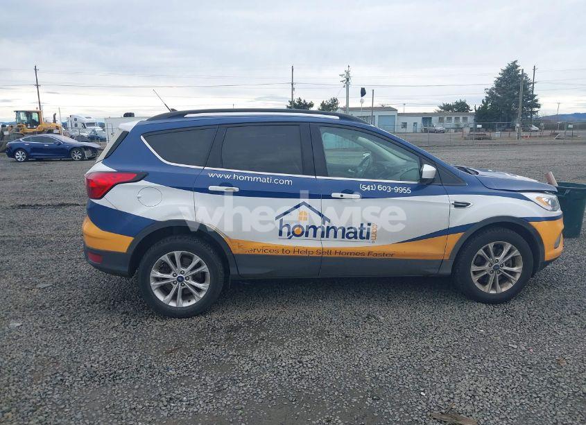 Photo 13 of 2019 Ford Escape SEL (VIN 1FMCU9HD7KUC30199)