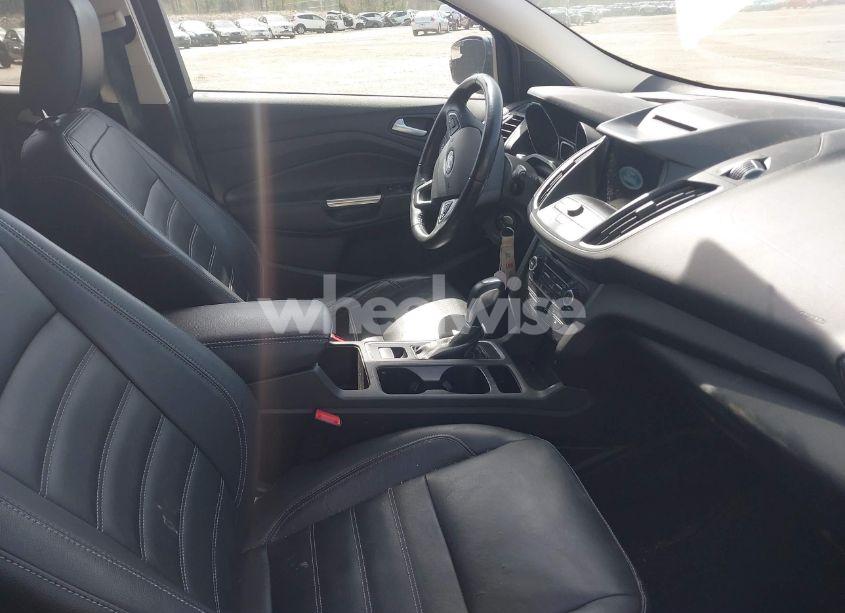 Photo 5 of 2018 Ford Escape SEL (VIN 1FMCU9HD8JUB01872)