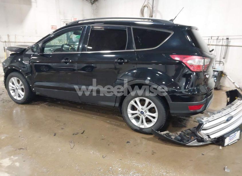 Photo 3 of 2018 Ford Escape SEL (VIN 1FMCU9HD8JUC25351)