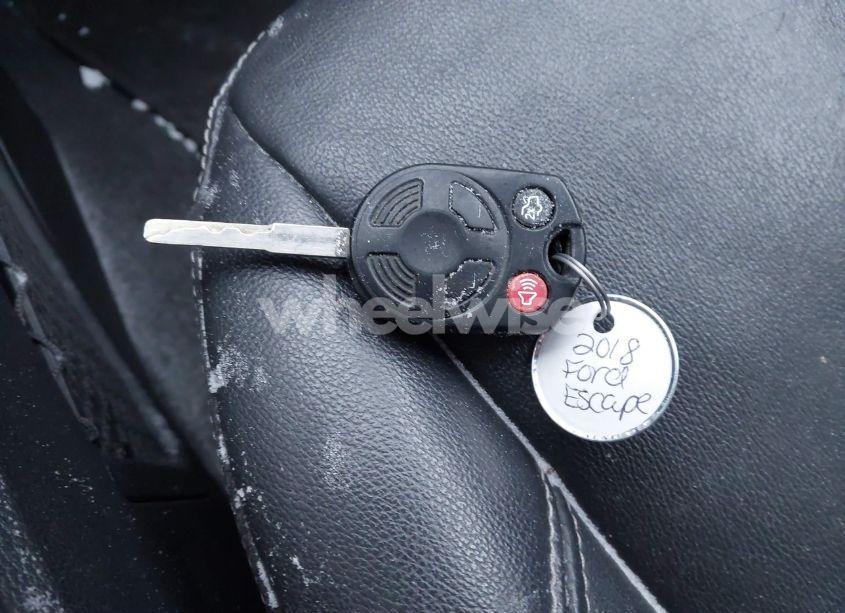 Photo 11 of 2018 Ford Escape SEL (VIN 1FMCU9HD8JUC25740)