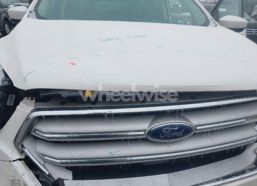 Photo 10 of 2018 Ford Escape SEL (VIN 1FMCU9HD8JUD12621)