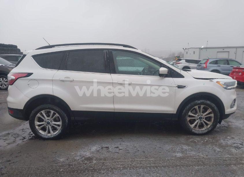Photo 12 of 2018 Ford Escape SEL (VIN 1FMCU9HD8JUD12621)