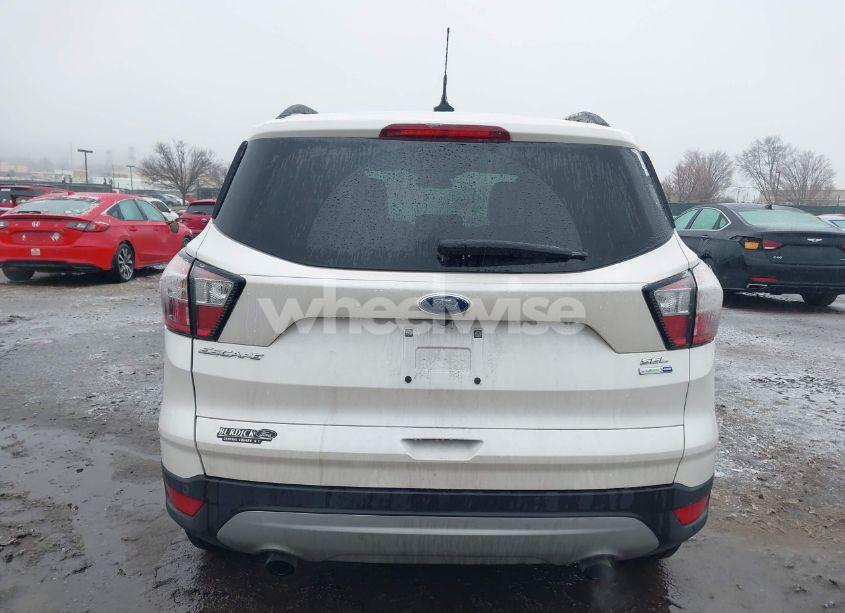 Photo 15 of 2018 Ford Escape SEL (VIN 1FMCU9HD8JUD12621)