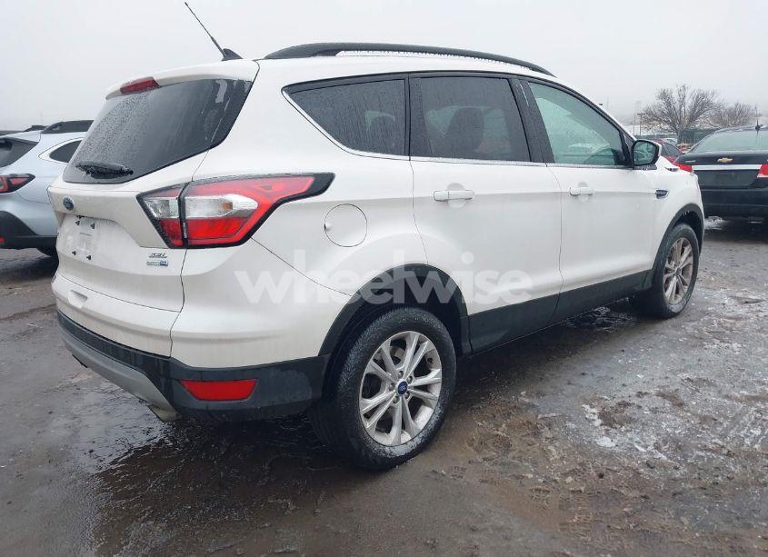 Photo 4 of 2018 Ford Escape SEL (VIN 1FMCU9HD8JUD12621)
