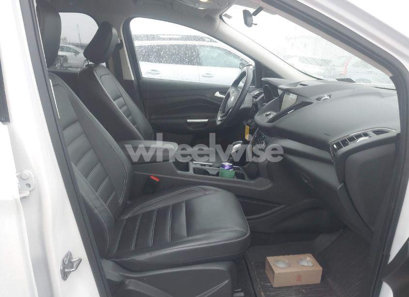 Photo 5 of 2018 Ford Escape SEL (VIN 1FMCU9HD8JUD12621)