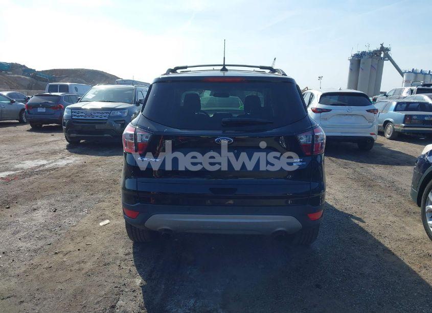 Photo 16 of 2018 Ford Escape SEL (VIN 1FMCU9HD8JUD33145)