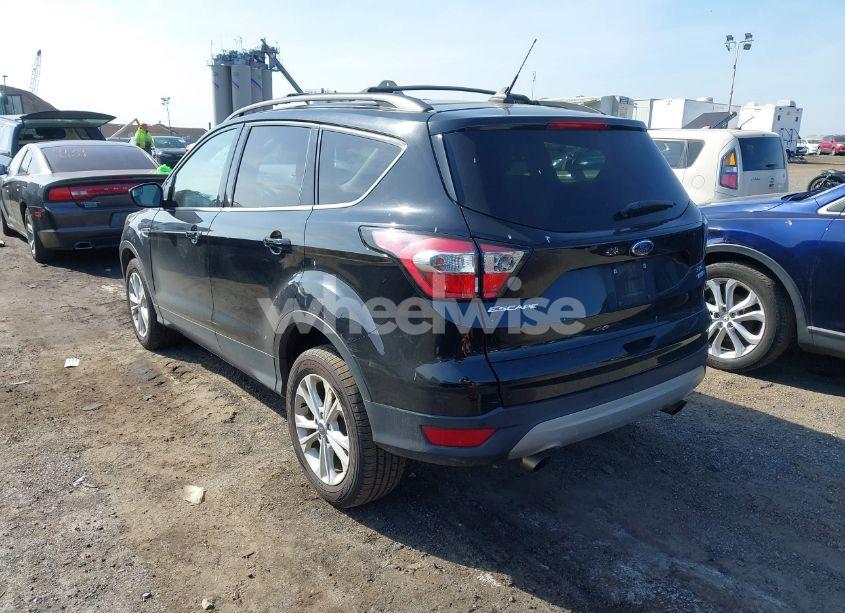 Photo 3 of 2018 Ford Escape SEL (VIN 1FMCU9HD8JUD33145)