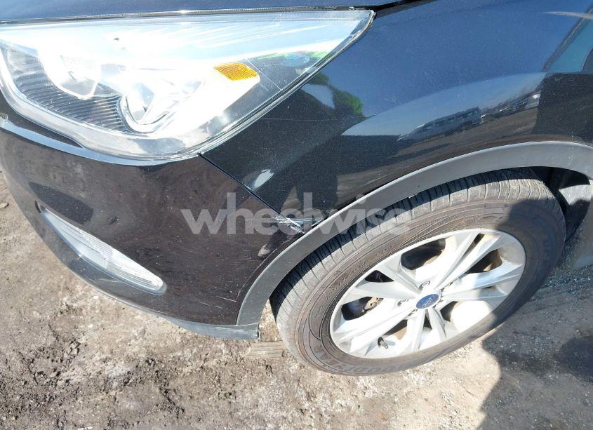 Photo 6 of 2018 Ford Escape SEL (VIN 1FMCU9HD8JUD33145)