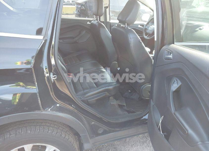 Photo 8 of 2018 Ford Escape SEL (VIN 1FMCU9HD8JUD33145)