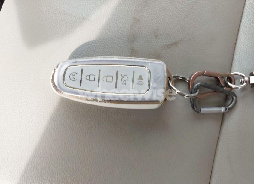 Photo 11 of 2019 Ford Escape SEL (VIN 1FMCU9HD8KUA09033)