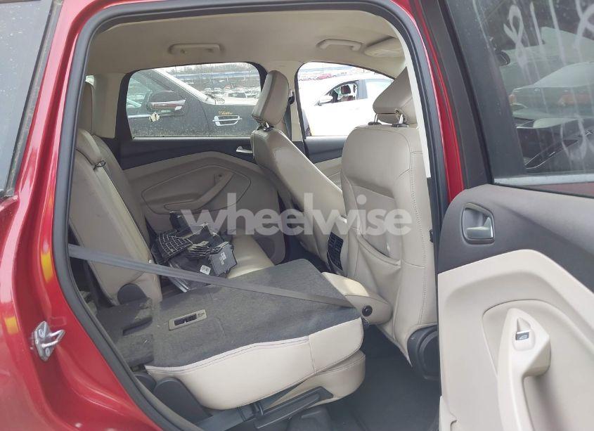 Photo 8 of 2019 Ford Escape SEL (VIN 1FMCU9HD8KUA09033)