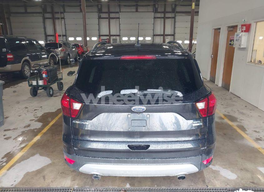 Photo 16 of 2019 Ford Escape SEL (VIN 1FMCU9HD8KUA70320)
