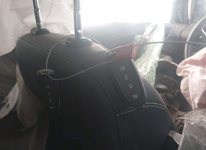 Photo 11 of 2019 Ford Escape SEL (VIN 1FMCU9HD8KUB23923)