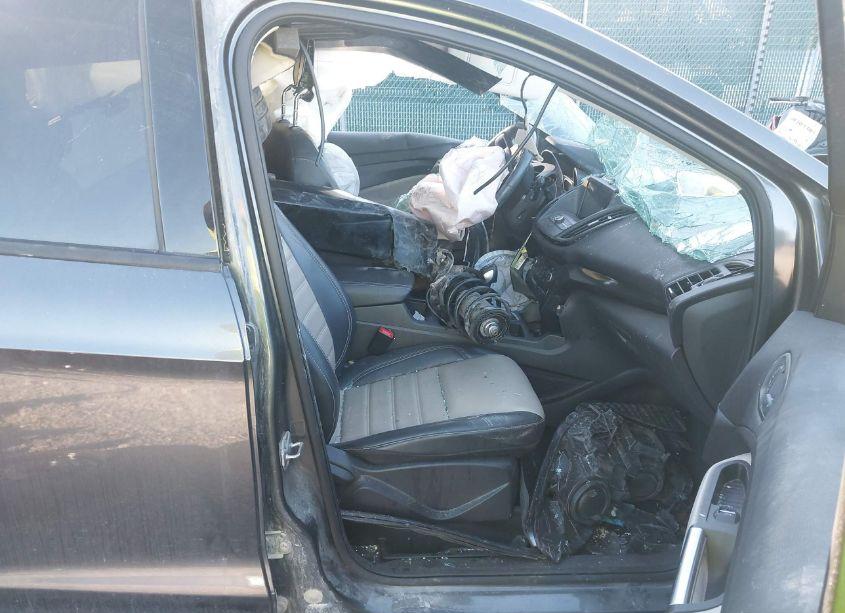 Photo 5 of 2019 Ford Escape SEL (VIN 1FMCU9HD8KUB23923)