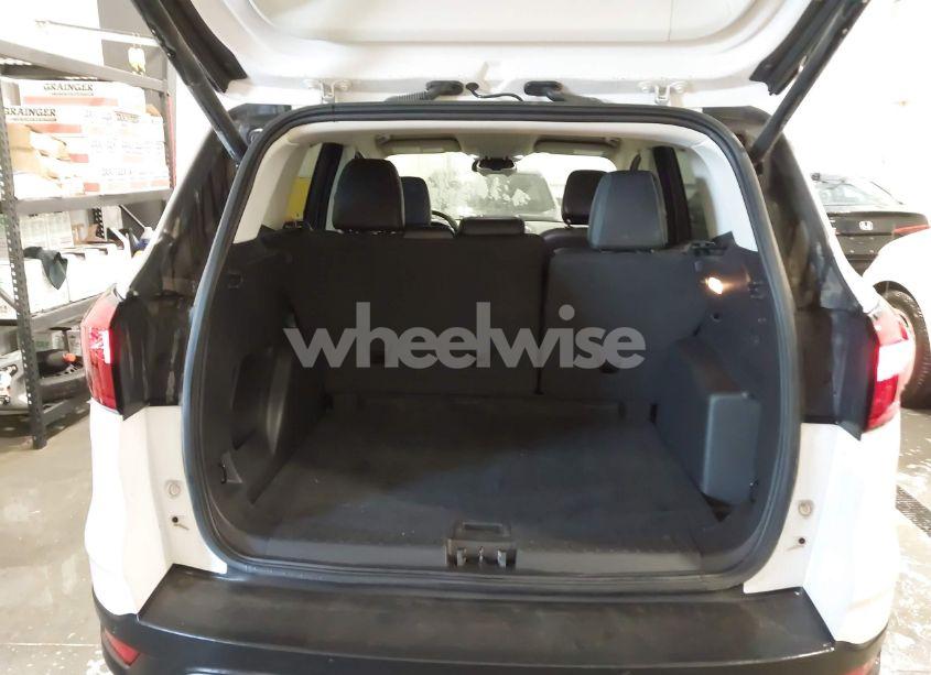 Photo 17 of 2019 Ford Escape SEL (VIN 1FMCU9HD8KUC30146)