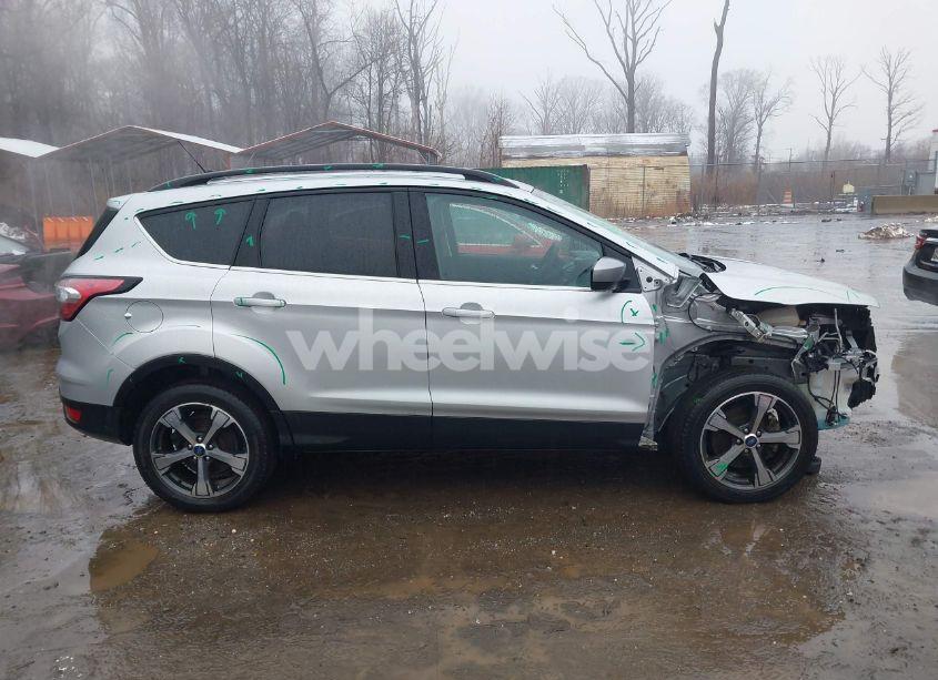 Photo 14 of 2018 Ford Escape SEL (VIN 1FMCU9HD9JUC77832)