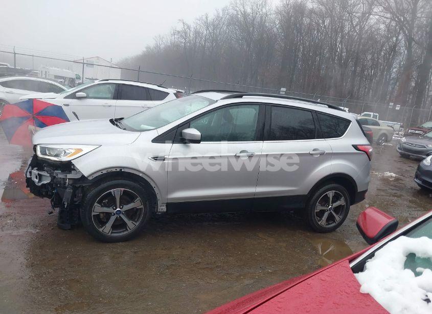 Photo 15 of 2018 Ford Escape SEL (VIN 1FMCU9HD9JUC77832)