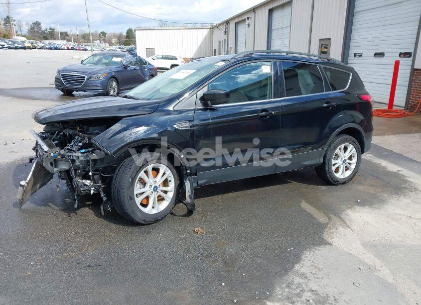 Photo 2 of 2018 Ford Escape SEL (VIN 1FMCU9HD9JUD17181)