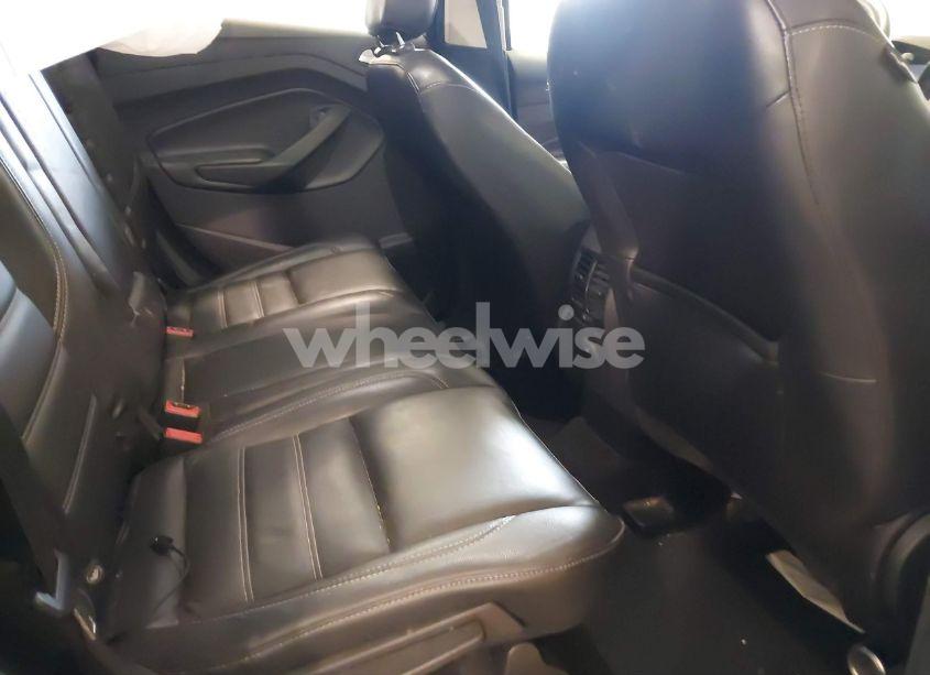 Photo 8 of 2018 Ford Escape SEL (VIN 1FMCU9HD9JUD17181)