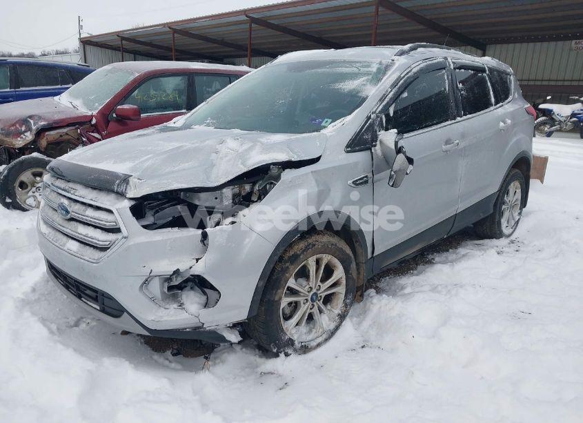 Photo 2 of 2019 Ford Escape SEL (VIN 1FMCU9HD9KUA69483)