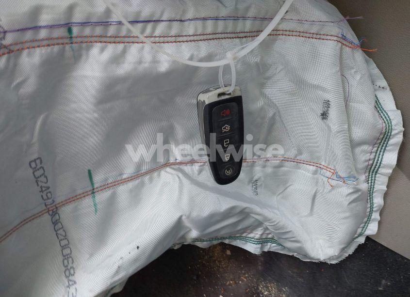 Photo 11 of 2019 Ford Escape SEL (VIN 1FMCU9HD9KUB14177)