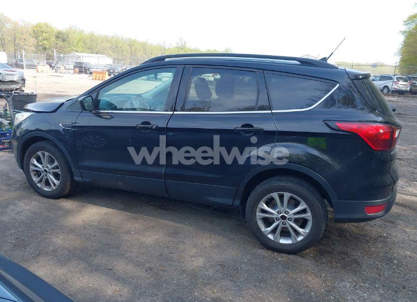Photo 14 of 2019 Ford Escape SEL (VIN 1FMCU9HD9KUB14177)