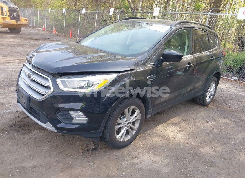 Photo 2 of 2019 Ford Escape SEL (VIN 1FMCU9HD9KUB14177)