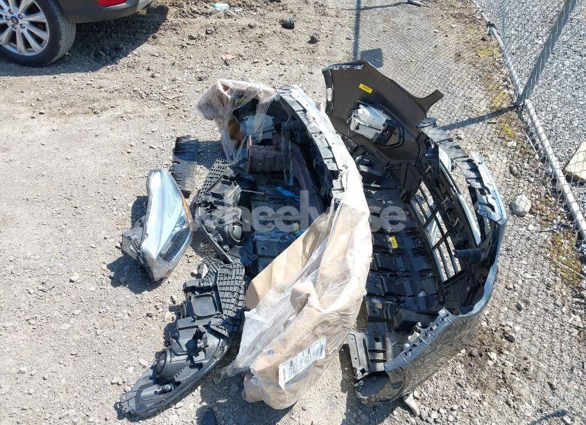 Photo 12 of 2019 Ford Escape SEL (VIN 1FMCU9HD9KUB73827)