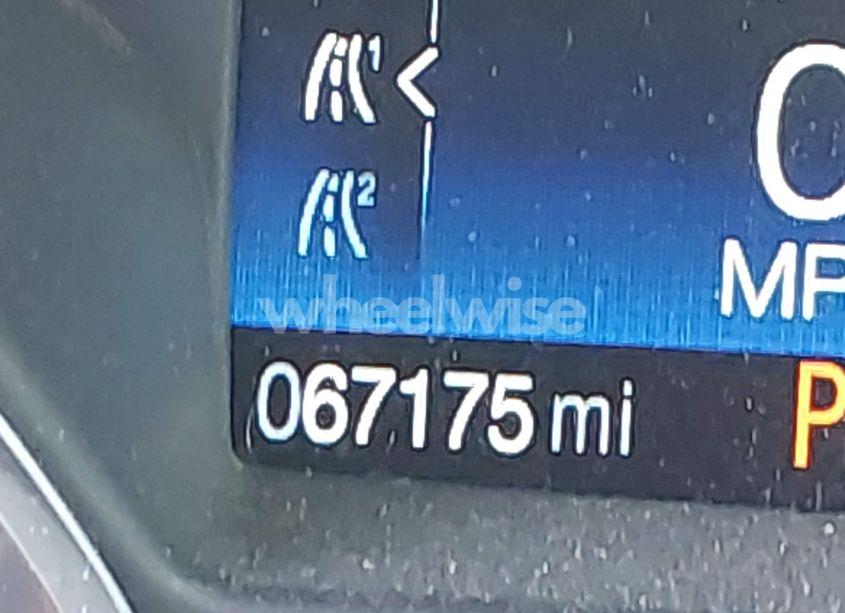 Photo 16 of 2019 Ford Escape SEL (VIN 1FMCU9HD9KUB73827)