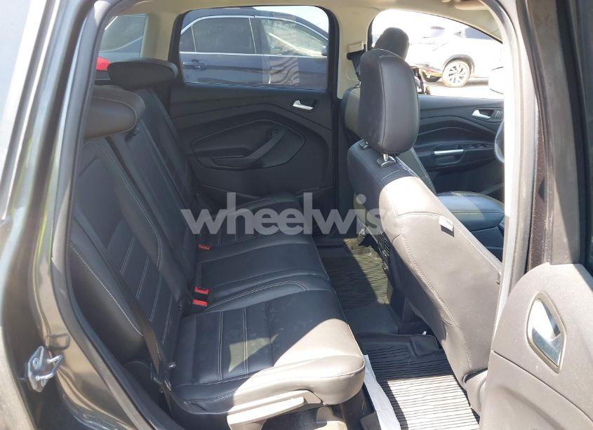 Photo 8 of 2019 Ford Escape SEL (VIN 1FMCU9HD9KUB73827)