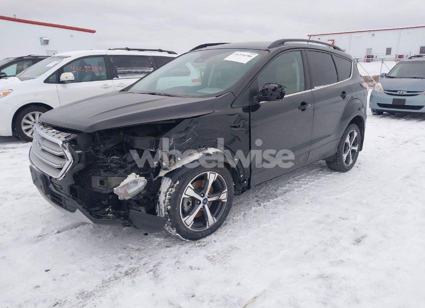 Photo 2 of 2018 Ford Escape SEL (VIN 1FMCU9HDXJUA04351)