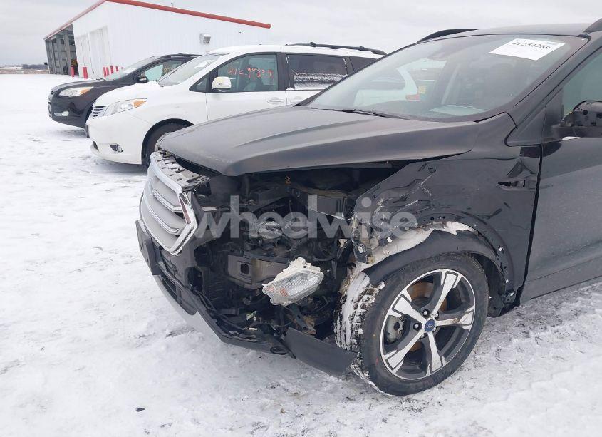 Photo 6 of 2018 Ford Escape SEL (VIN 1FMCU9HDXJUA04351)