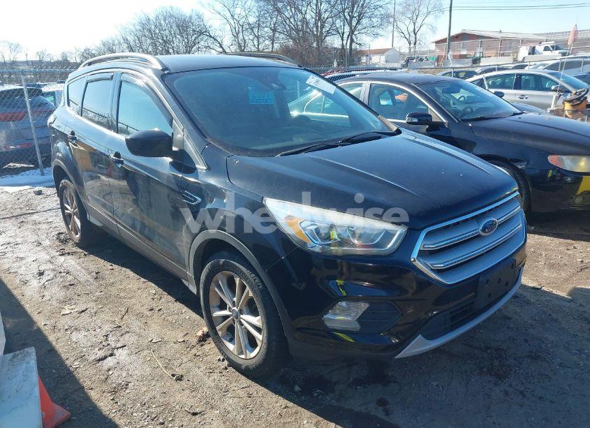 2018 Ford Escape SEL (VIN 1FMCU9HDXJUB15921) main photo