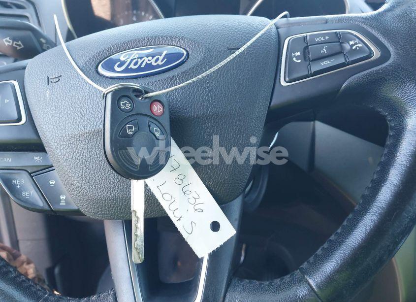 Photo 11 of 2018 Ford Escape SEL (VIN 1FMCU9HDXJUB15921)