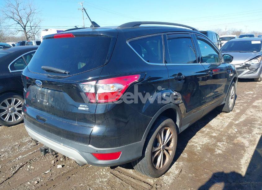 Photo 4 of 2018 Ford Escape SEL (VIN 1FMCU9HDXJUB15921)