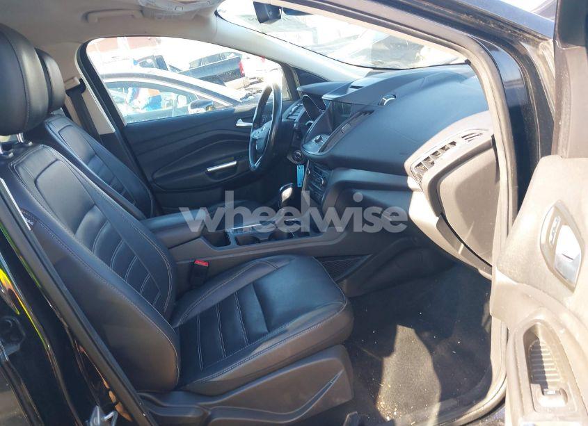 Photo 5 of 2018 Ford Escape SEL (VIN 1FMCU9HDXJUB15921)