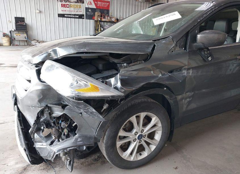 Photo 6 of 2018 Ford Escape SEL (VIN 1FMCU9HDXJUB51706)