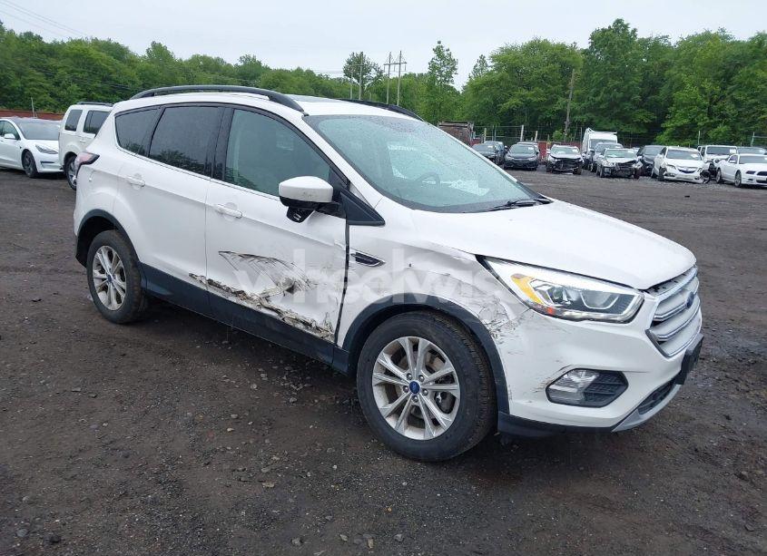 2018 Ford Escape SEL (VIN 1FMCU9HDXJUC25044) main photo