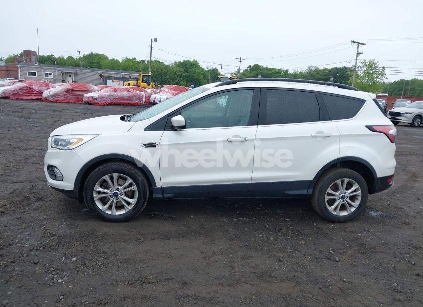 Photo 14 of 2018 Ford Escape SEL (VIN 1FMCU9HDXJUC25044)