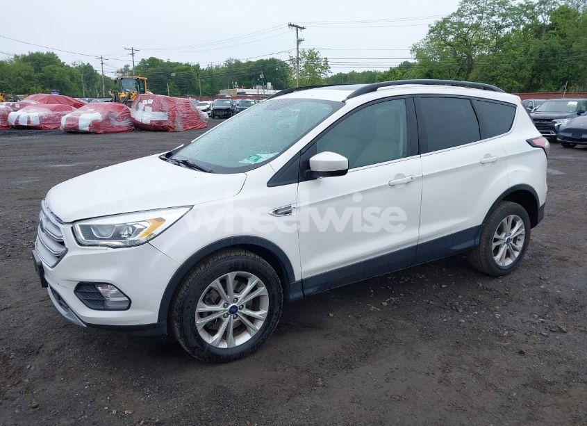 Photo 2 of 2018 Ford Escape SEL (VIN 1FMCU9HDXJUC25044)