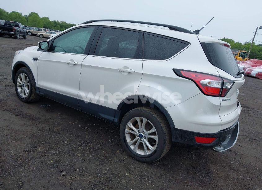 Photo 3 of 2018 Ford Escape SEL (VIN 1FMCU9HDXJUC25044)