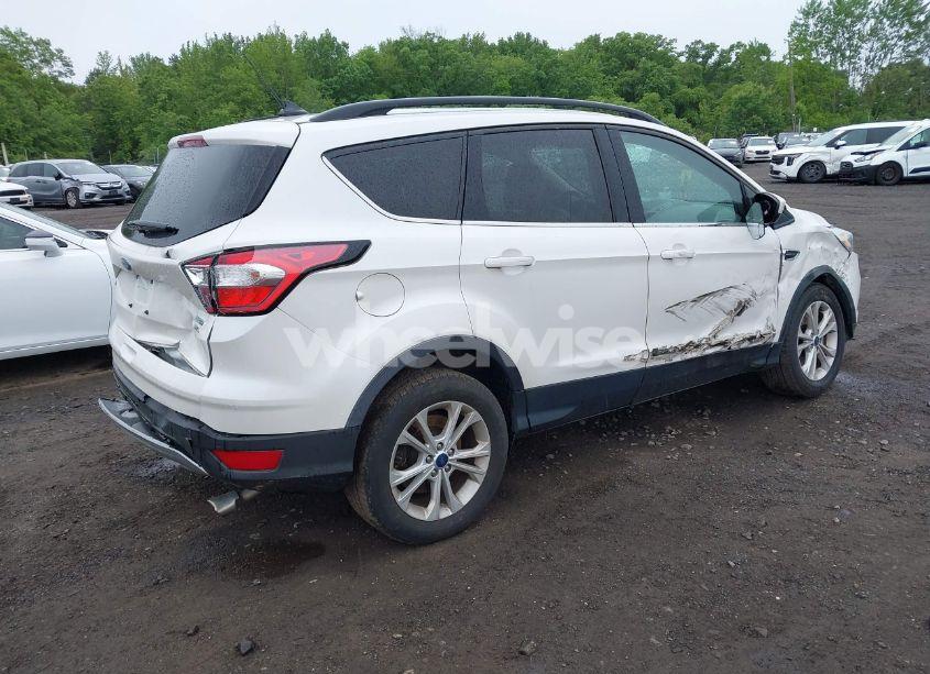 Photo 4 of 2018 Ford Escape SEL (VIN 1FMCU9HDXJUC25044)