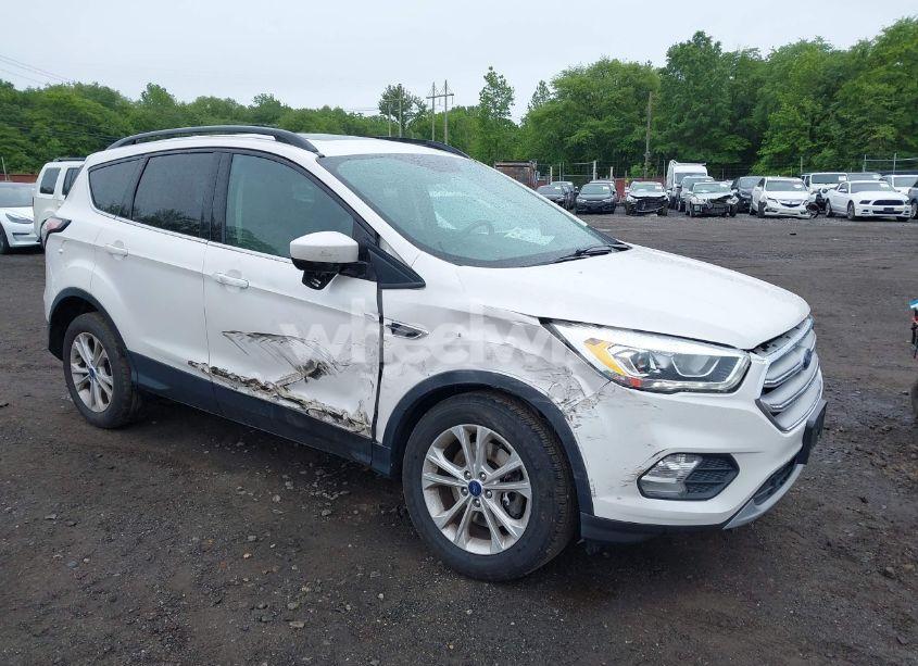 Photo 6 of 2018 Ford Escape SEL (VIN 1FMCU9HDXJUC25044)